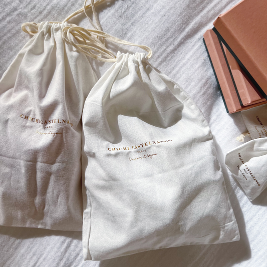 The large cotton pouch